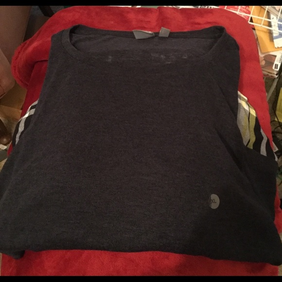 New York and Company Sweater Women’s XL Dark Gray Layered Flannel Fashion‎ - Picture 4 of 6